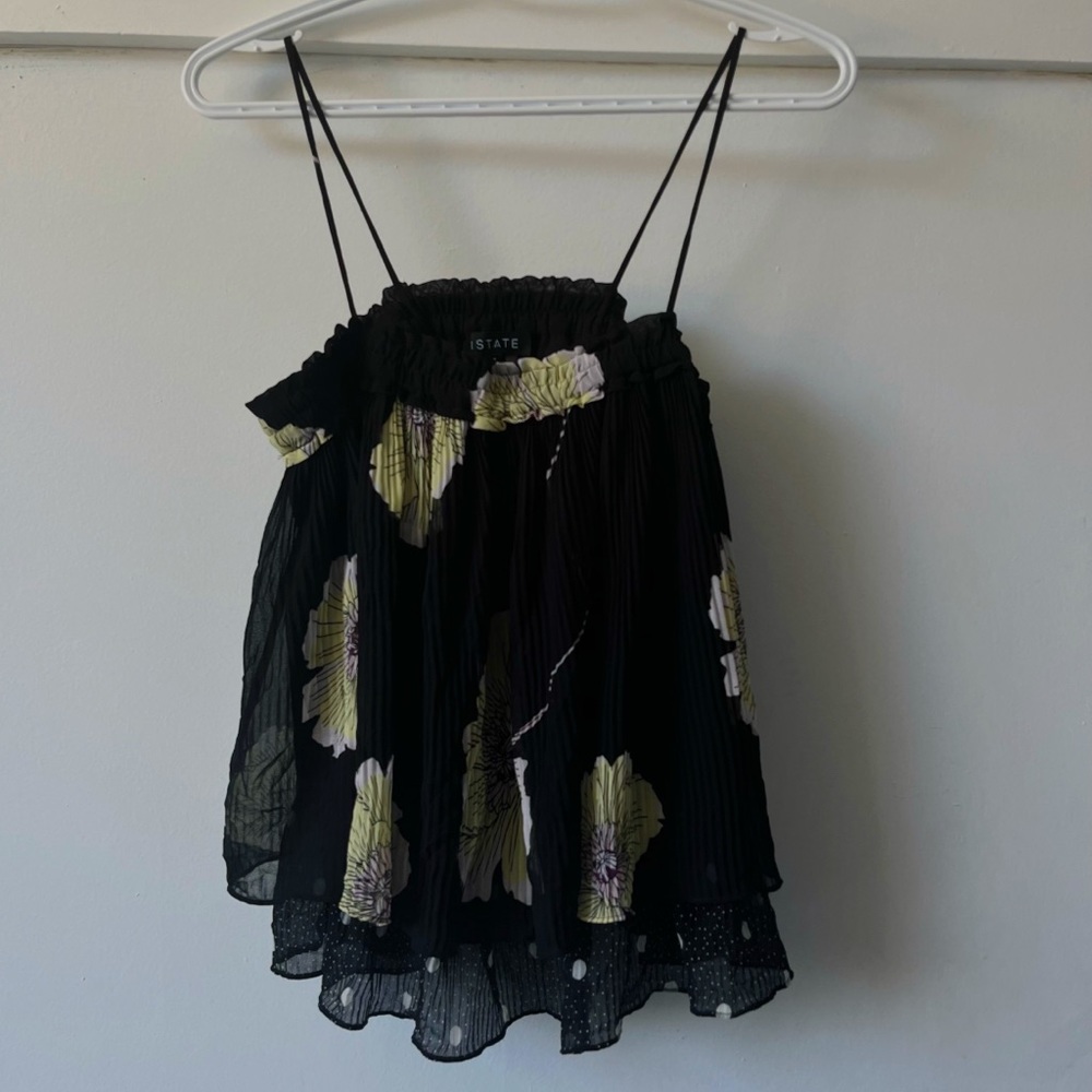 1. Slate Floral Top - Picture 2 of 6